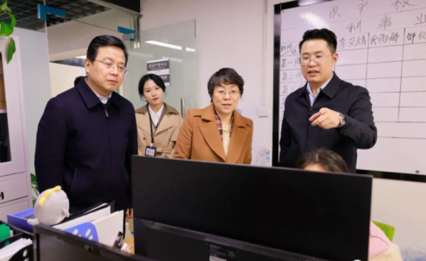 宿州市政协副主席、市工商联主席邵迪一行莅临安徽尊龙凯时科技产业（集团）有限公司调研指导